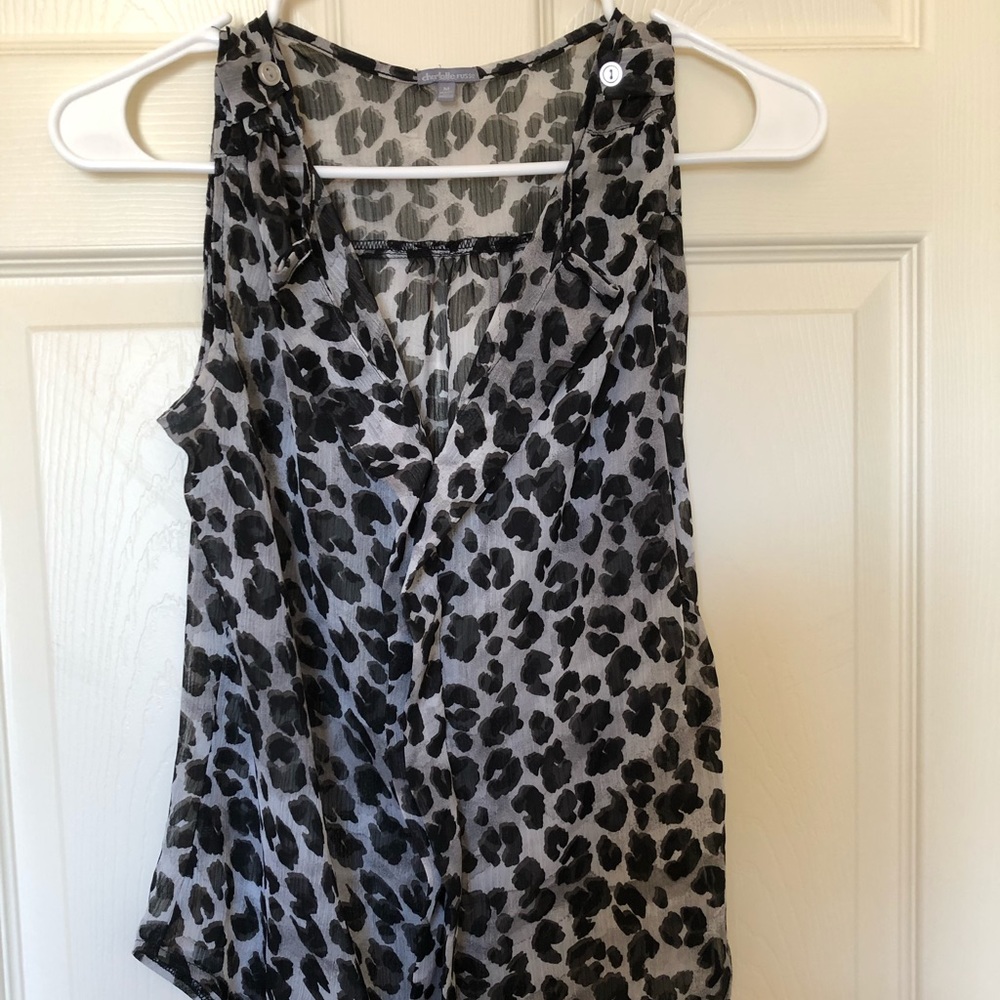 Leopard sleeveless top